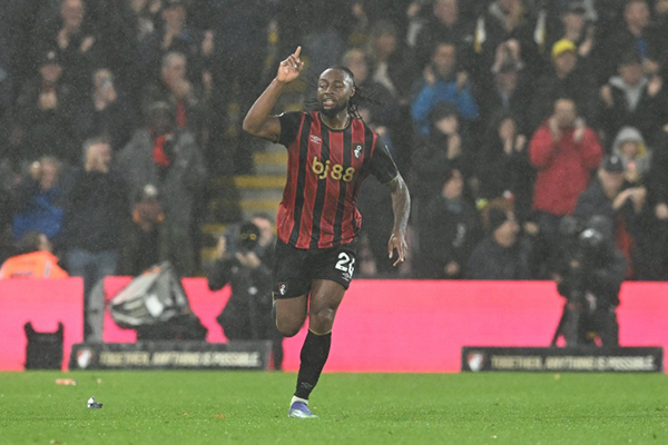 球探爆料：塞梅尼奥爆种引曼联<a href=/zuqiuzhoubian/hotspur/ target=_blank class=infotextkey>热刺</a>争抢，表现已超预期