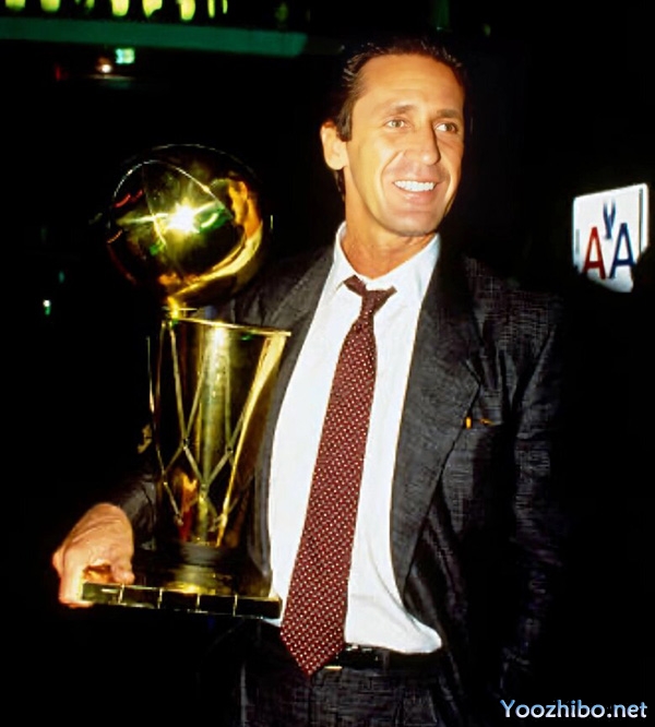 帕特-莱利：1989-90赛季的NBA最佳教练与<a href=/lanqiuzhoubian/lakers/ target=_blank class=infotextkey>湖人</a>王朝的缔造者